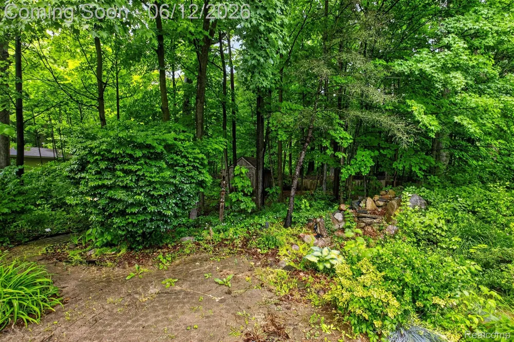 2197 S State Road Davison Township, MI 48423