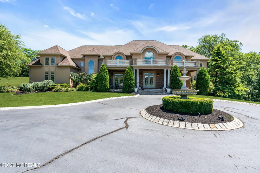 24 Embry Farm Road Marlboro, NJ 07746