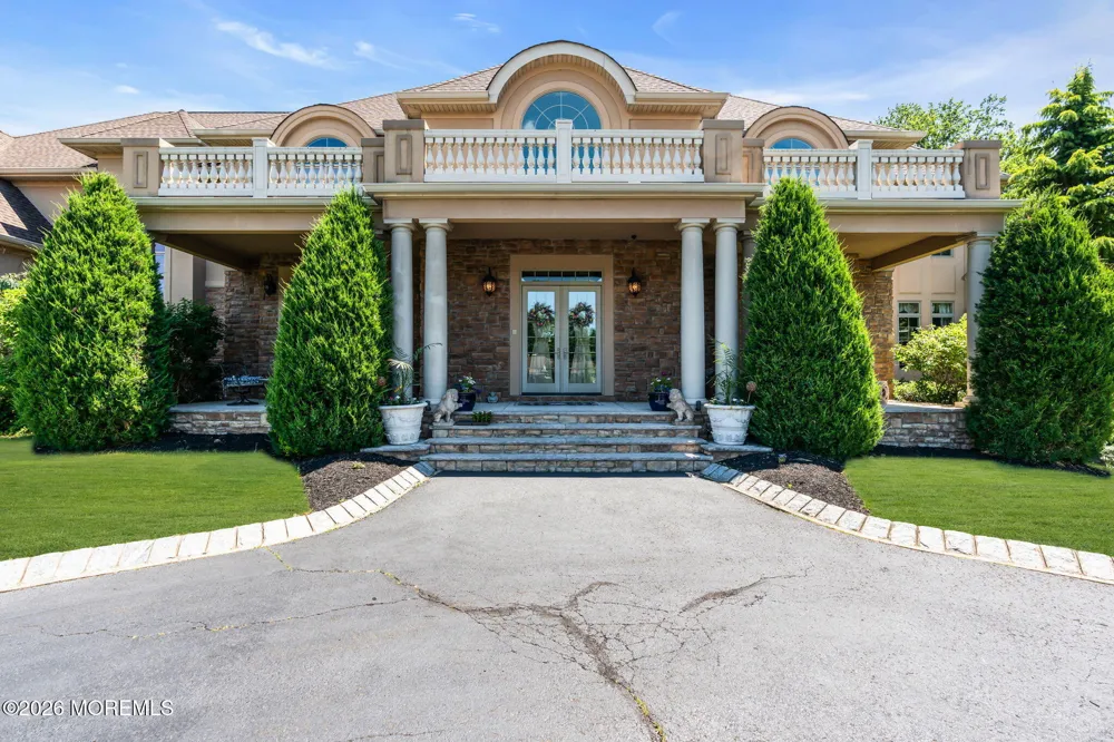 24 Embry Farm Road Marlboro, NJ 07746