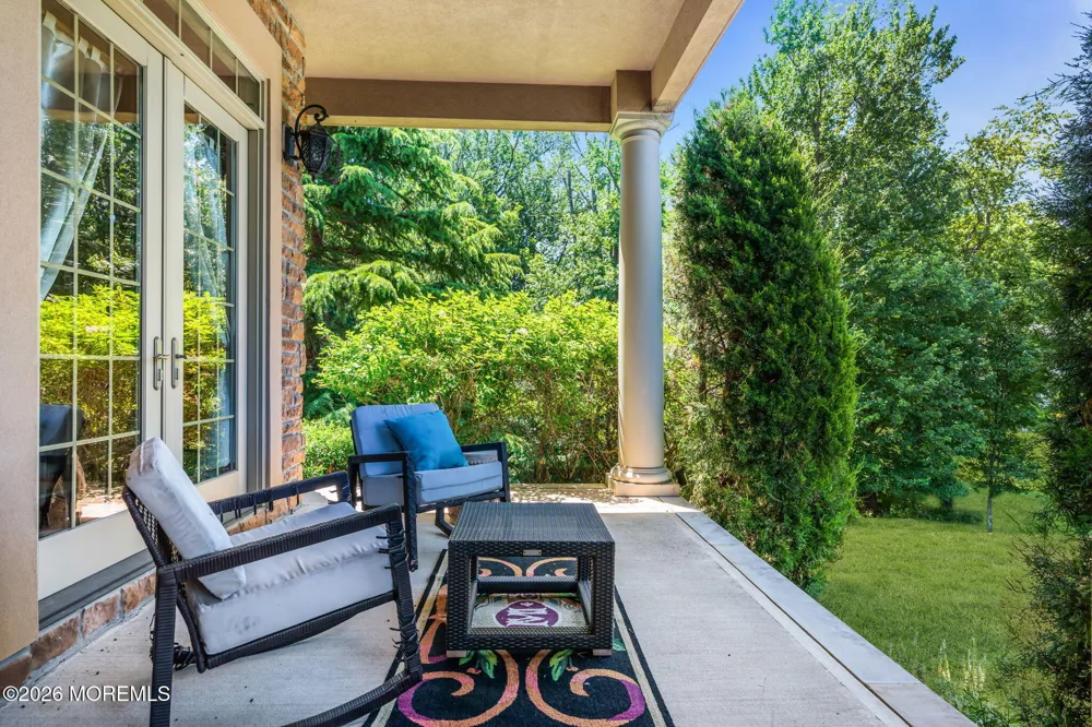 24 Embry Farm Road Marlboro, NJ 07746