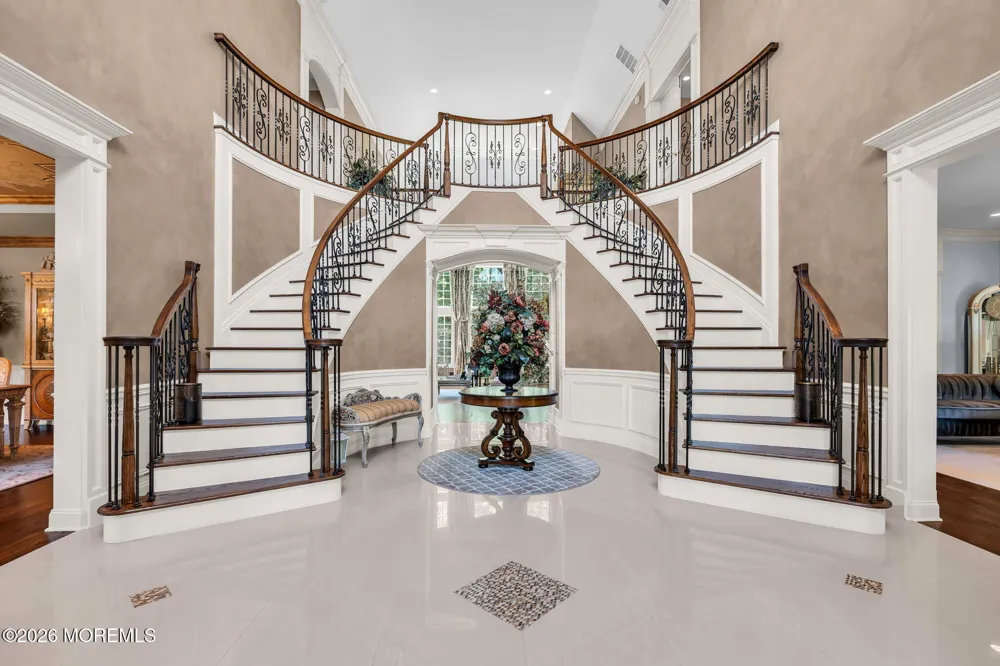 24 Embry Farm Road Marlboro, NJ 07746