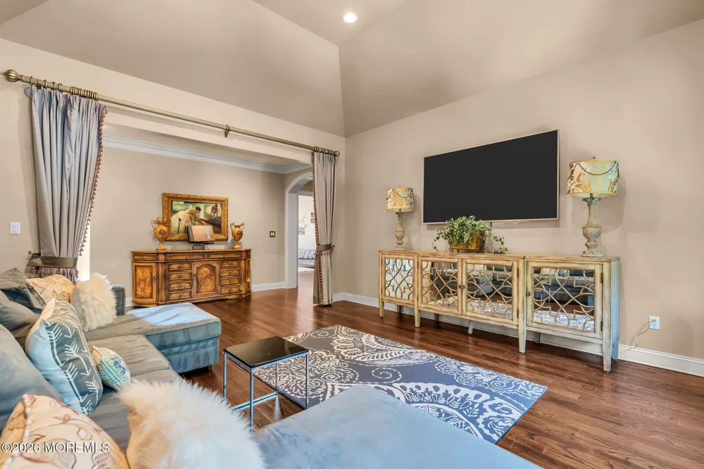 24 Embry Farm Road Marlboro, NJ 07746