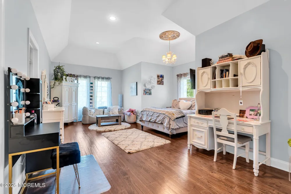 24 Embry Farm Road Marlboro, NJ 07746