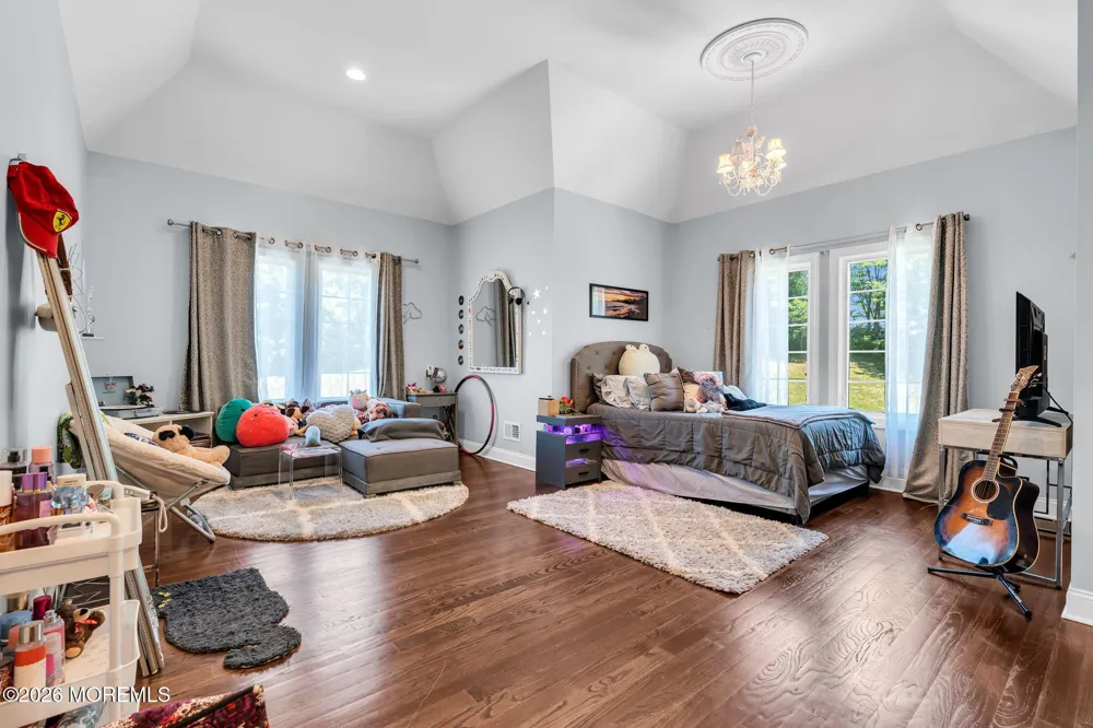 24 Embry Farm Road Marlboro, NJ 07746