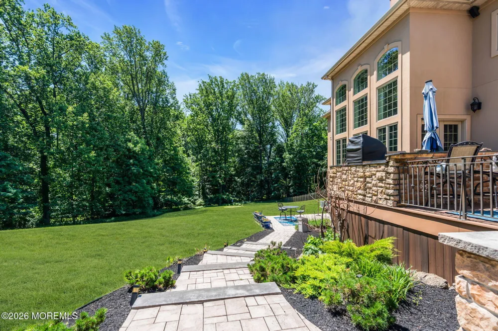 24 Embry Farm Road Marlboro, NJ 07746