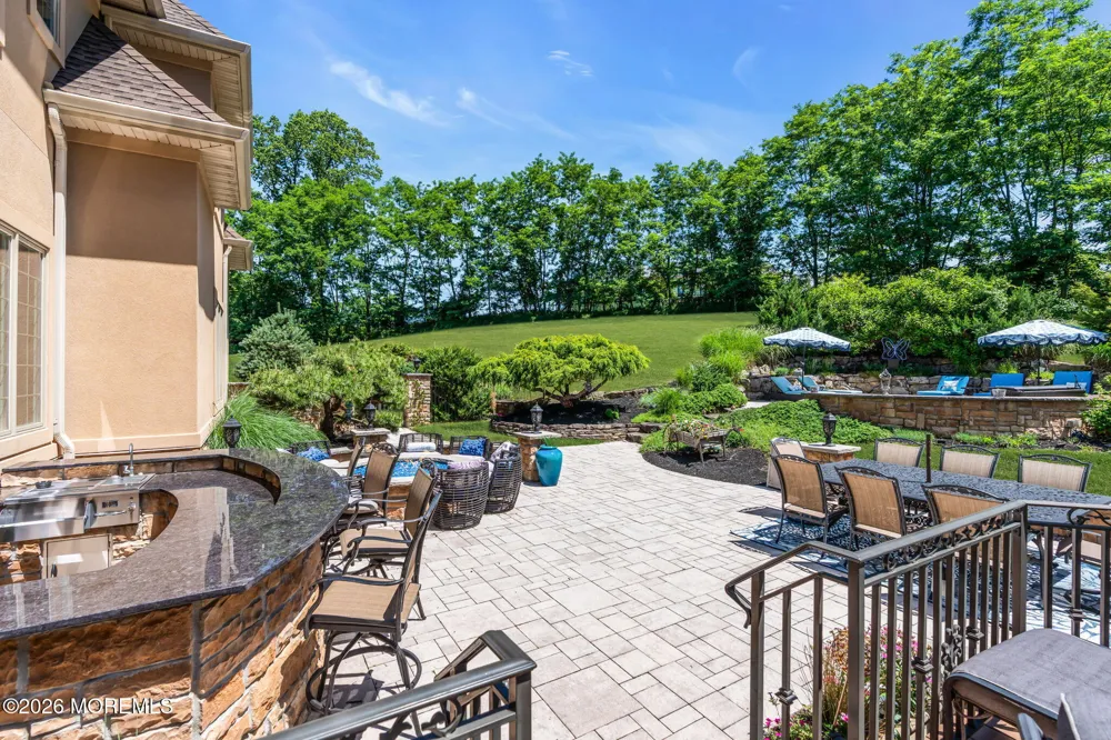 24 Embry Farm Road Marlboro, NJ 07746
