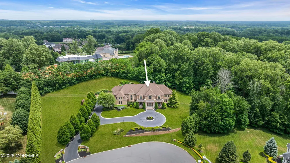 24 Embry Farm Road Marlboro, NJ 07746