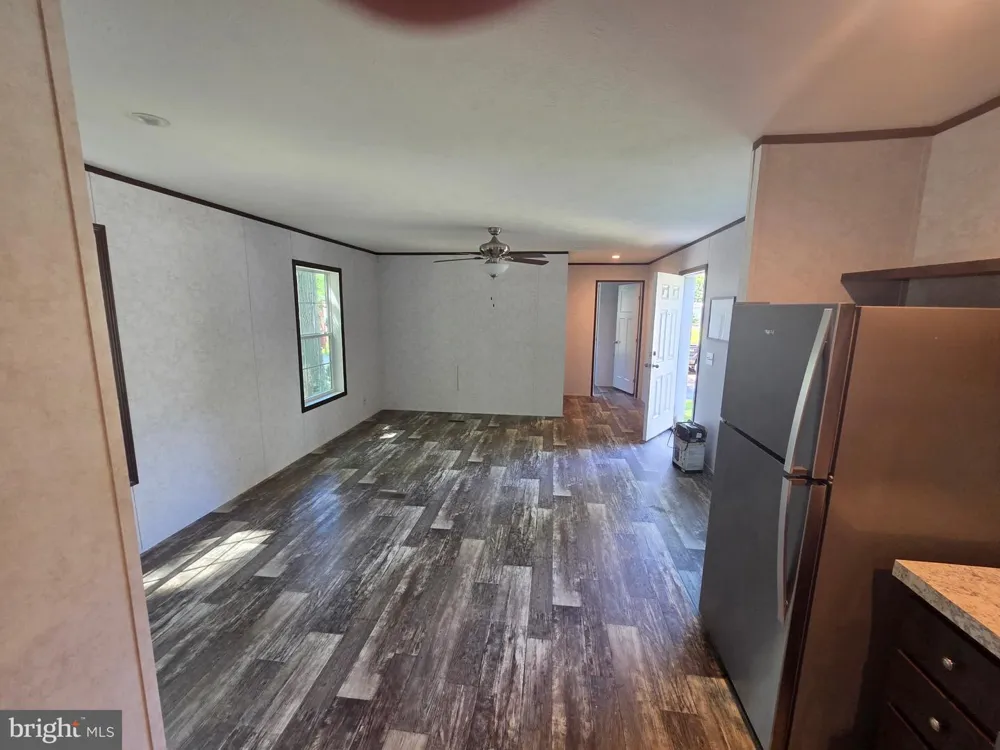 57 E QUILLEYTOWN ROAD #119 Carneys Point, NJ 08069