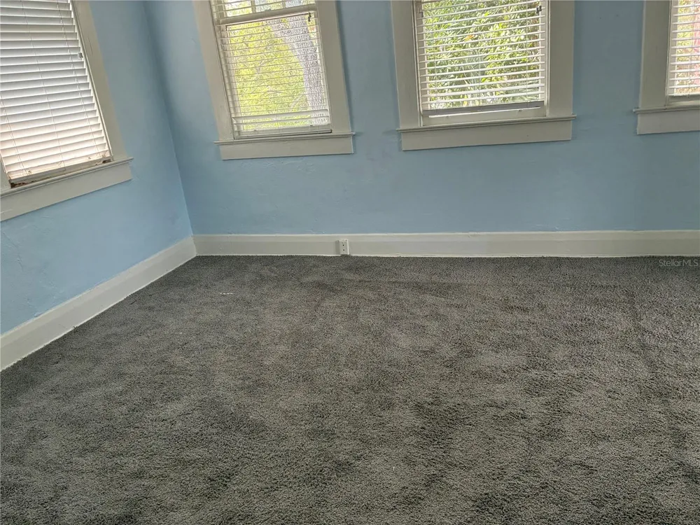 611 S WILLOW AVENUE Tampa, FL 33606