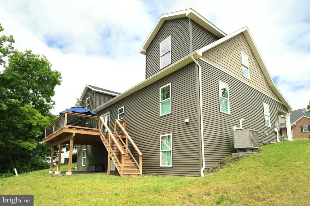 1214 FOX MEADOW CIRCLE Bellefonte, PA 16823
