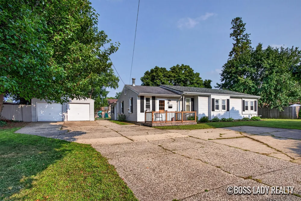 3660 Wilson Avenue SW Grandville, MI 49418