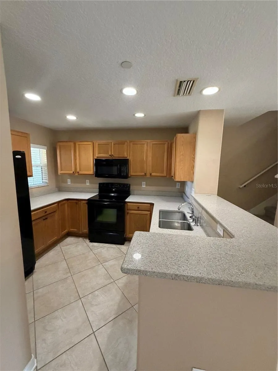 4817 TUSCAN LOON DRIVE Tampa, FL 33619