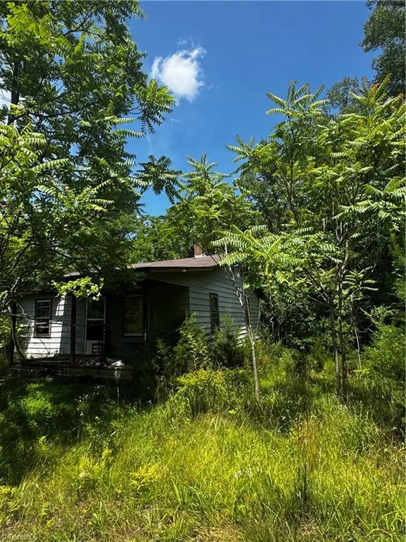 301 Pryor Road Pelham, NC 27311