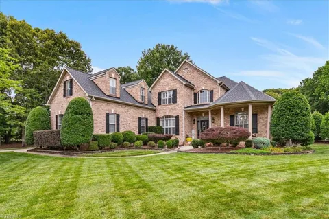 6087 Grinsted Court