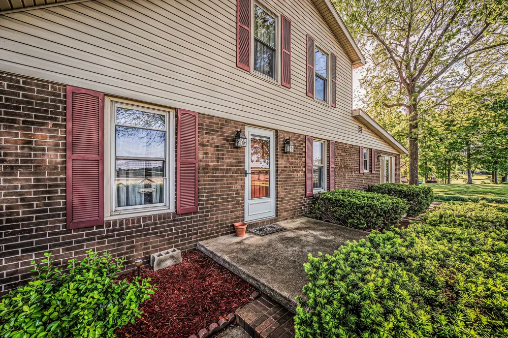 151 Baggett Ln Greenville, KY 42345