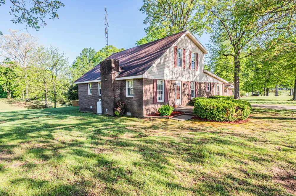 151 Baggett Ln Greenville, KY 42345