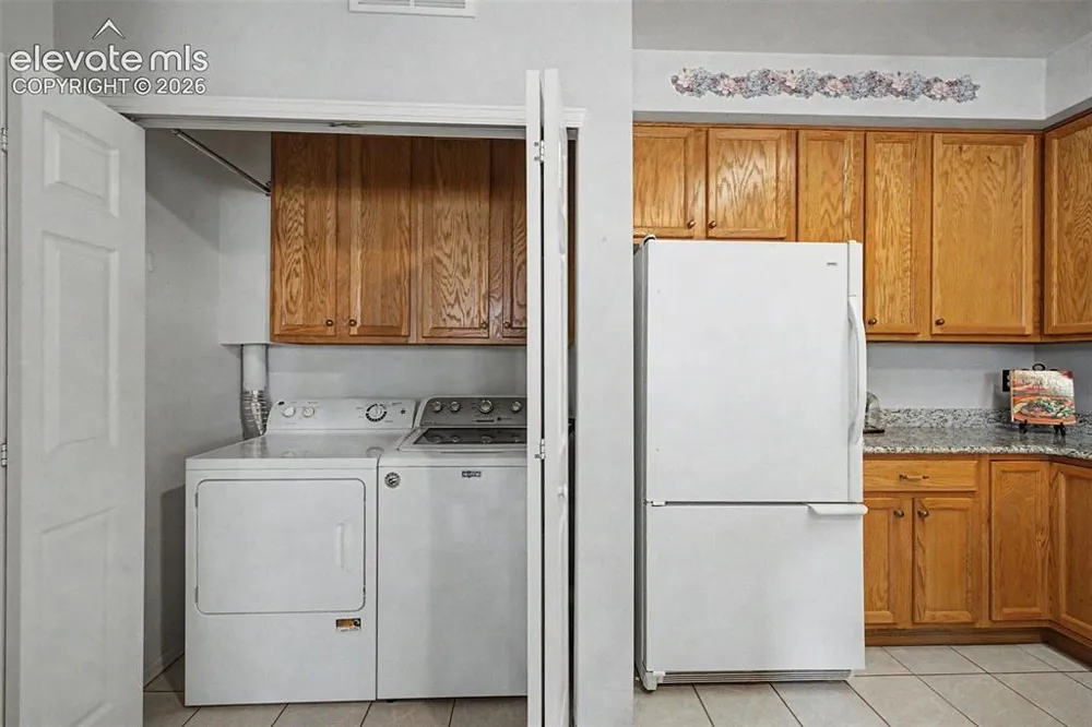 1359 Villa Grove Monument, CO 80132