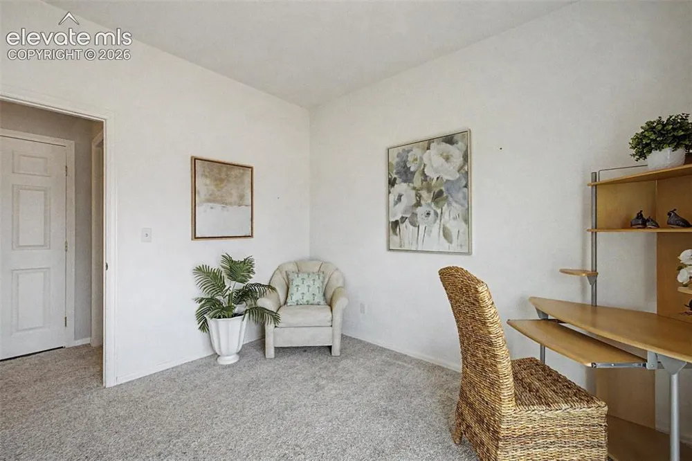 1359 Villa Grove Monument, CO 80132