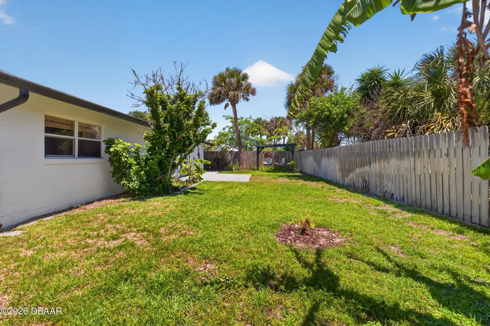 4715 Montrose Avenue Ponce Inlet, FL 32127