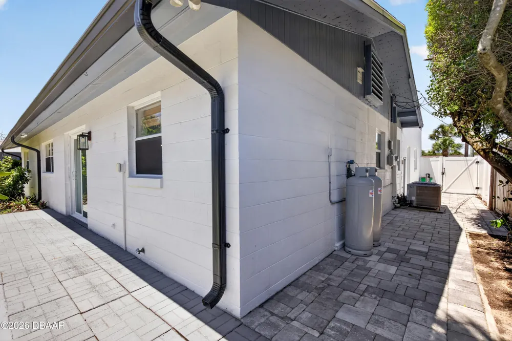 4715 Montrose Avenue Ponce Inlet, FL 32127