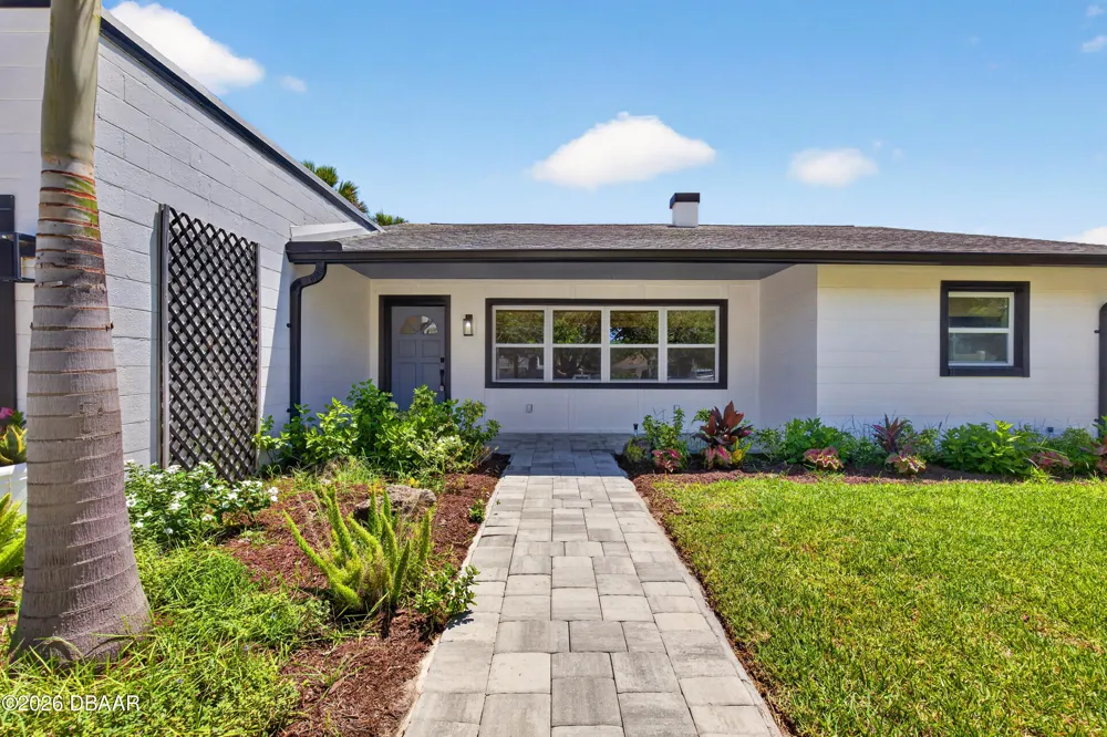 4715 Montrose Avenue Ponce Inlet, FL 32127