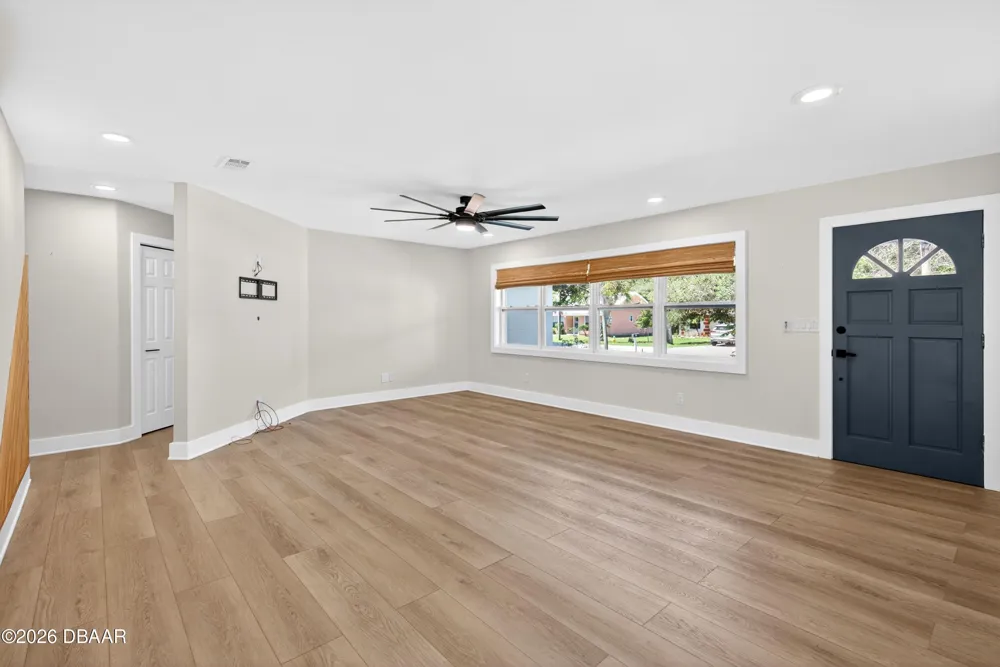 4715 Montrose Avenue Ponce Inlet, FL 32127