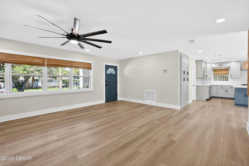 4715 Montrose Avenue Ponce Inlet, FL 32127