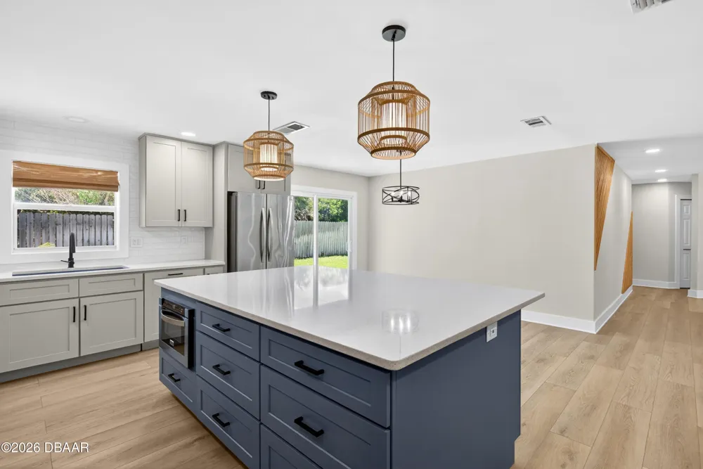 4715 Montrose Avenue Ponce Inlet, FL 32127