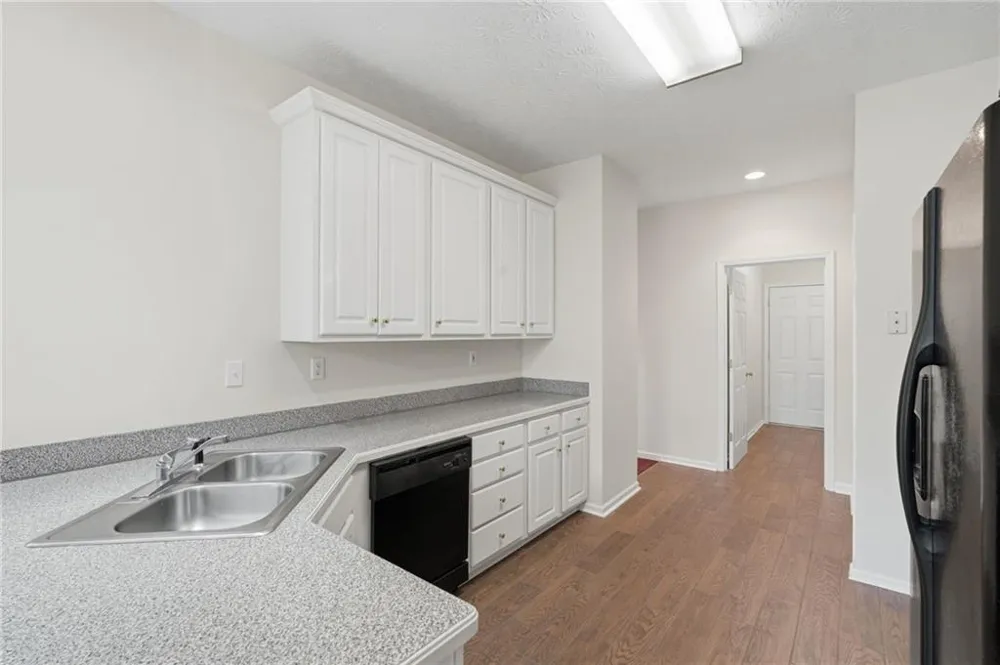 95 Old Hickory Lane Oxford, GA 30054