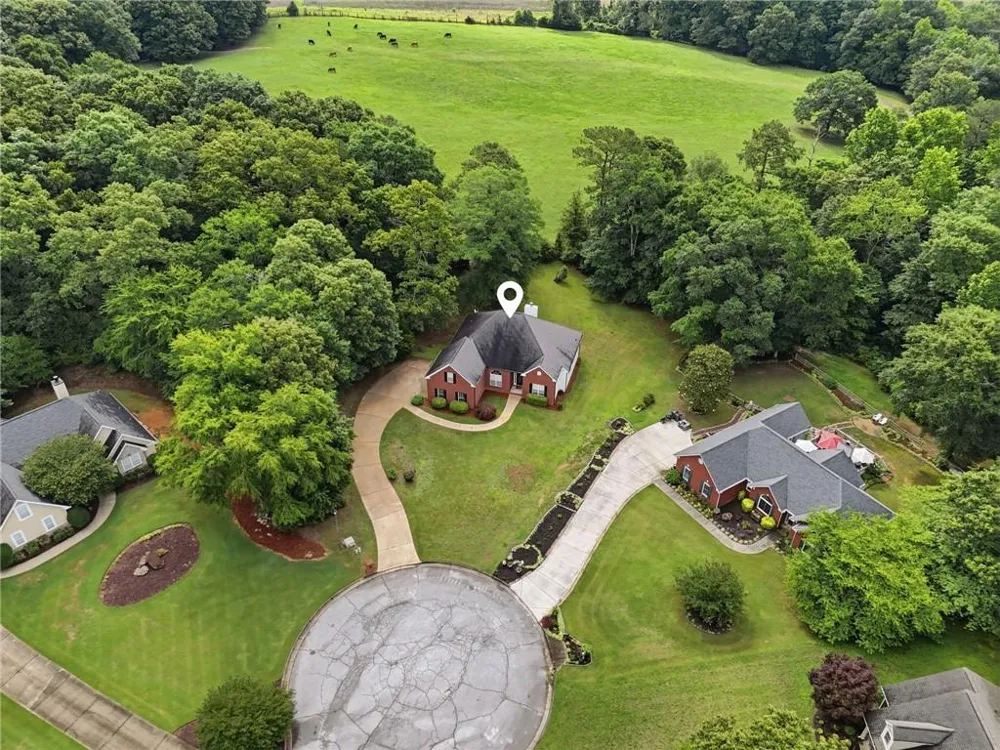 95 Old Hickory Lane Oxford, GA 30054