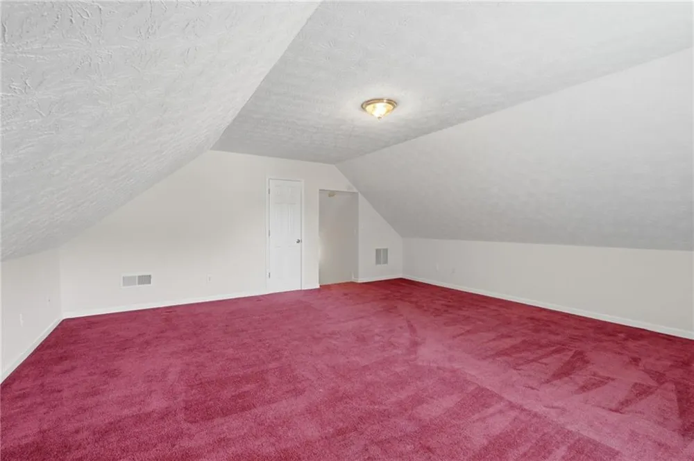 95 Old Hickory Lane Oxford, GA 30054