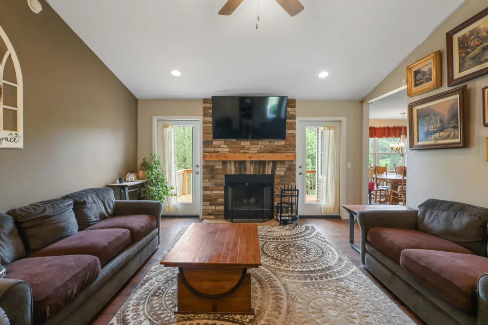 10426 Dutch Settlement Road Marcellus, MI 49067