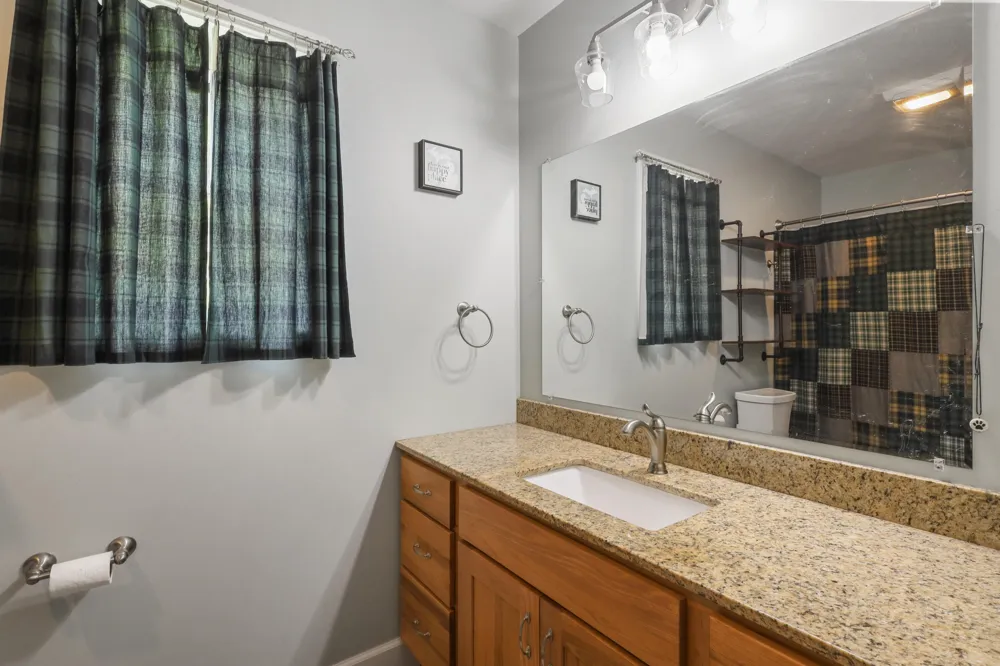 10426 Dutch Settlement Road Marcellus, MI 49067