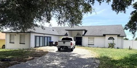 1677 SACKETT CIRCLE