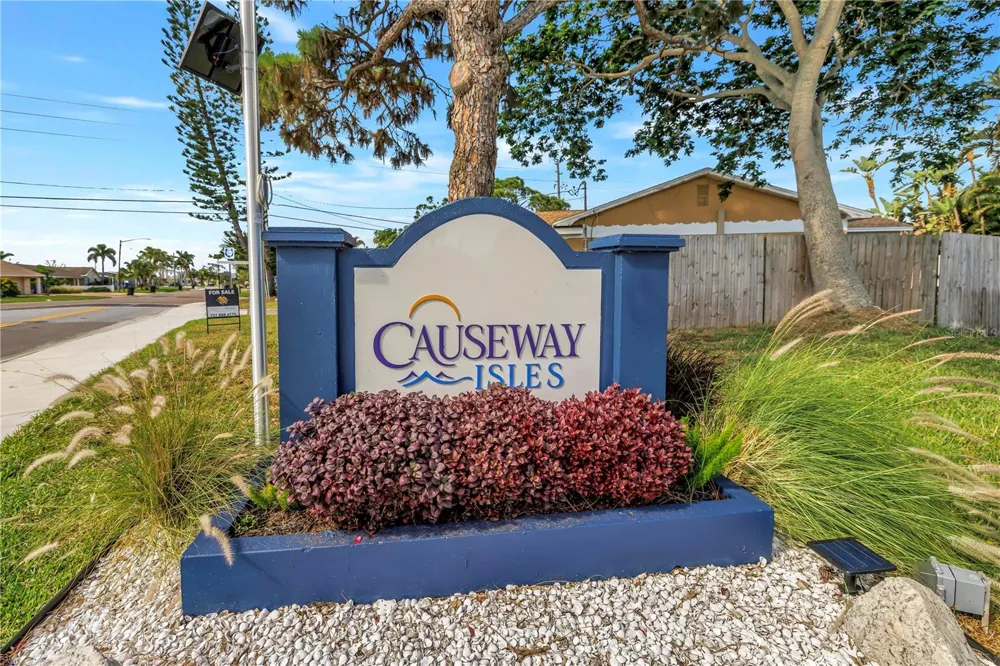 7901 CAUSEWAY BOULEVARD S St Petersburg, FL 33707