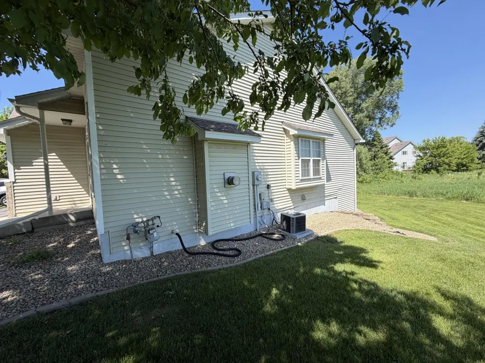 402 Creekside Drive Buffalo, MN 55313
