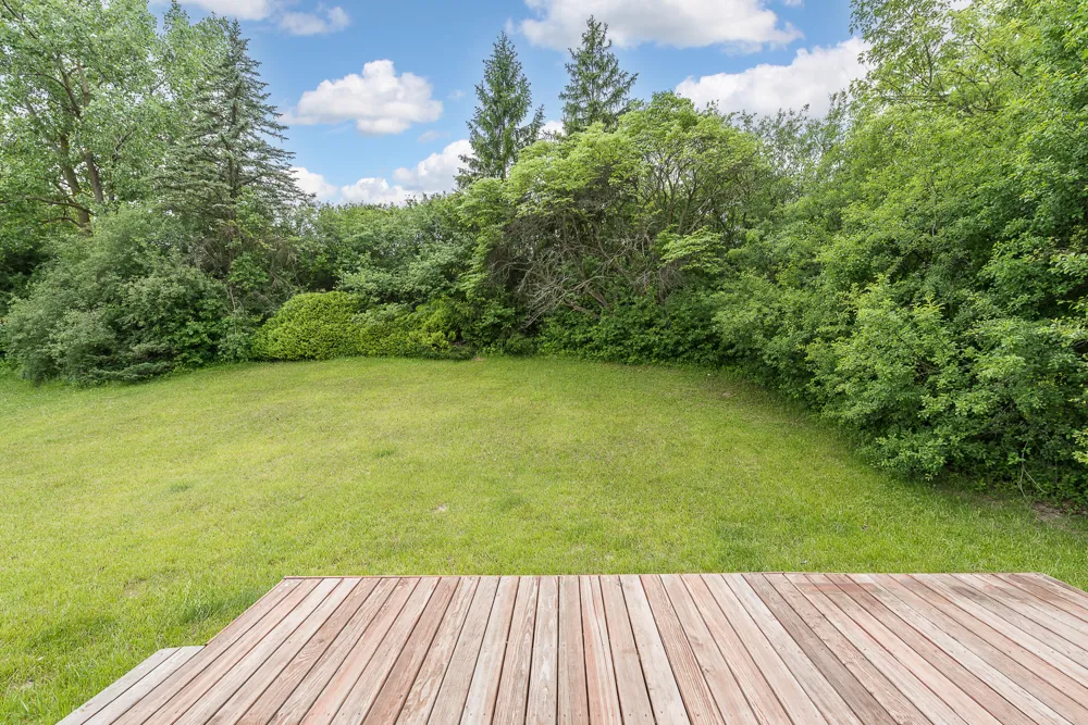 2240 Steeplechase Drive Ann Arbor, MI 48103