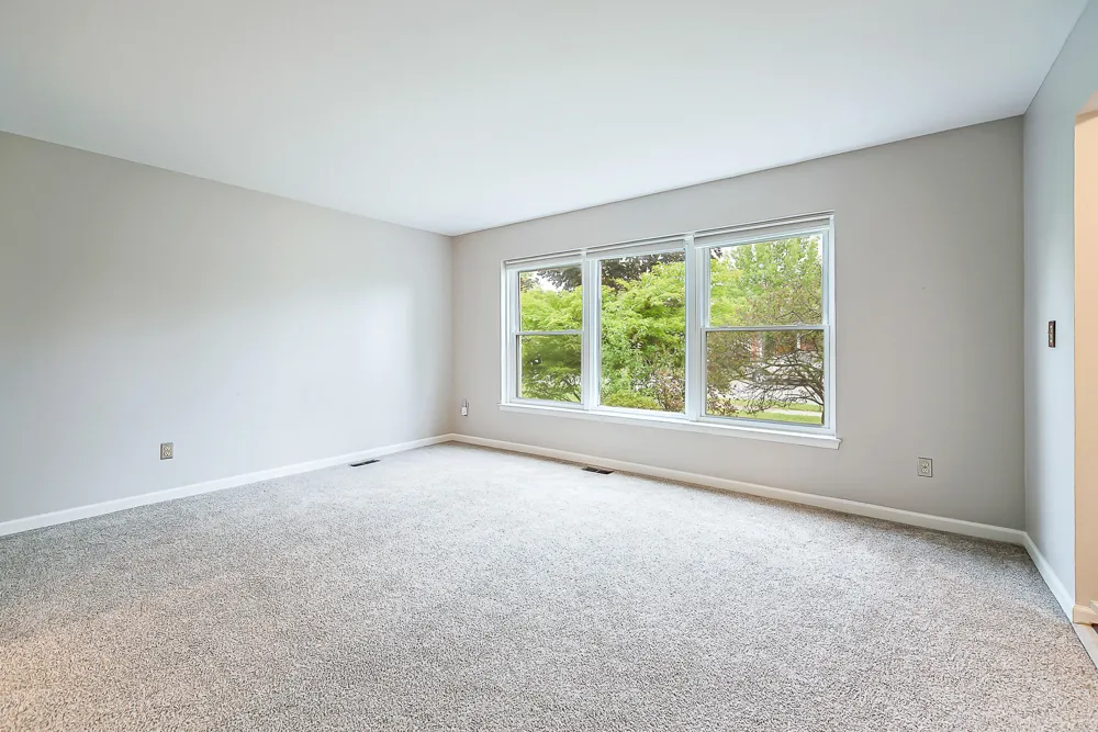 2240 Steeplechase Drive Ann Arbor, MI 48103