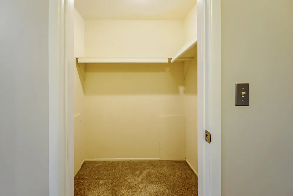 2240 Steeplechase Drive Ann Arbor, MI 48103