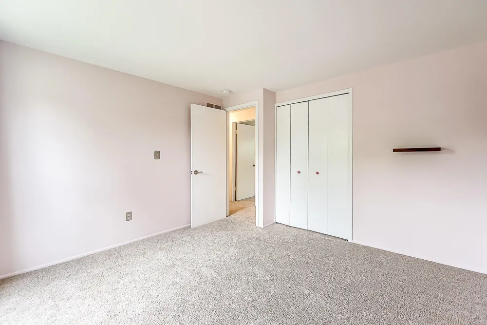 2240 Steeplechase Drive Ann Arbor, MI 48103