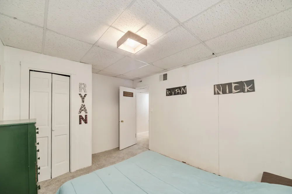 6387 Larson Road Fountain, MI 49410