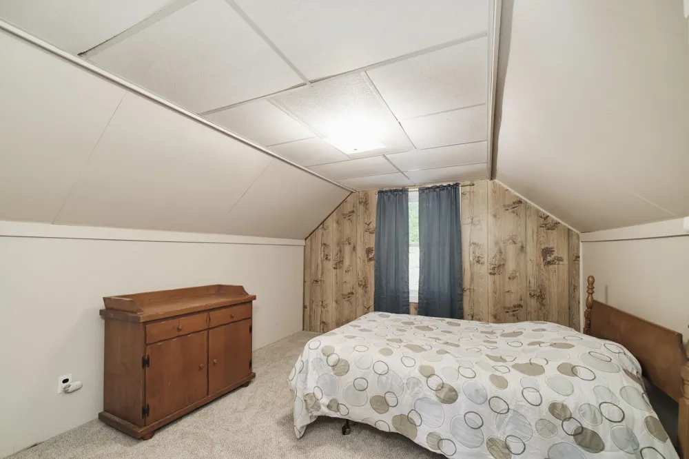 6387 Larson Road Fountain, MI 49410