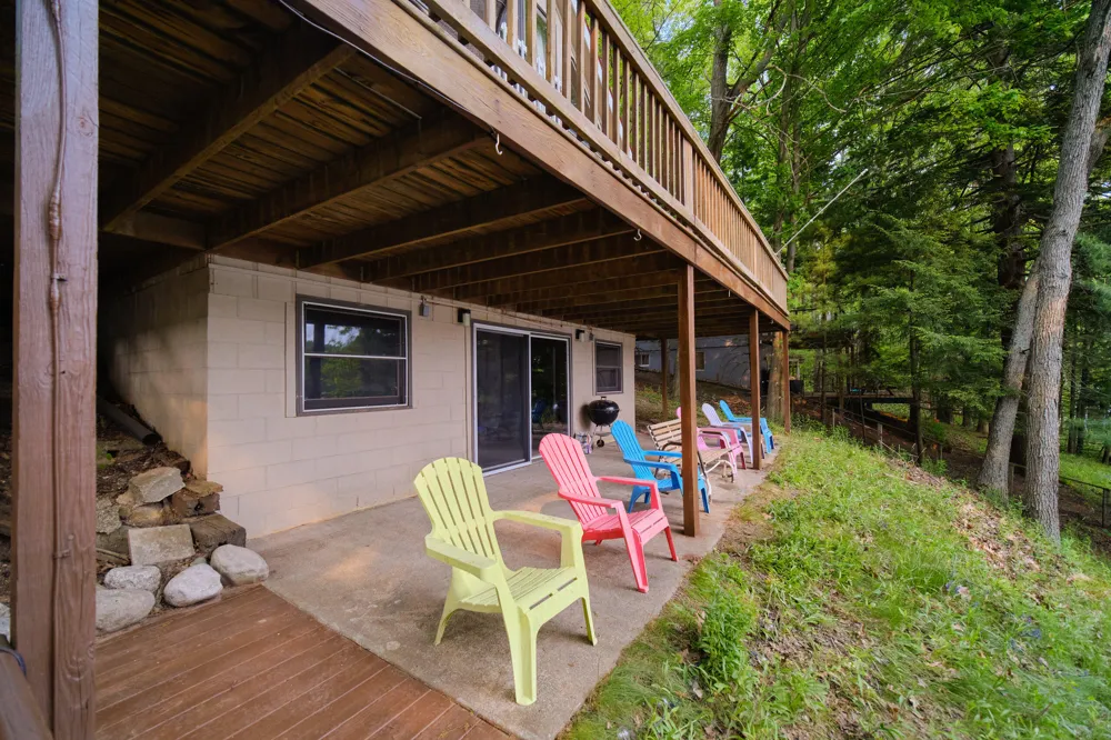 6387 Larson Road Fountain, MI 49410