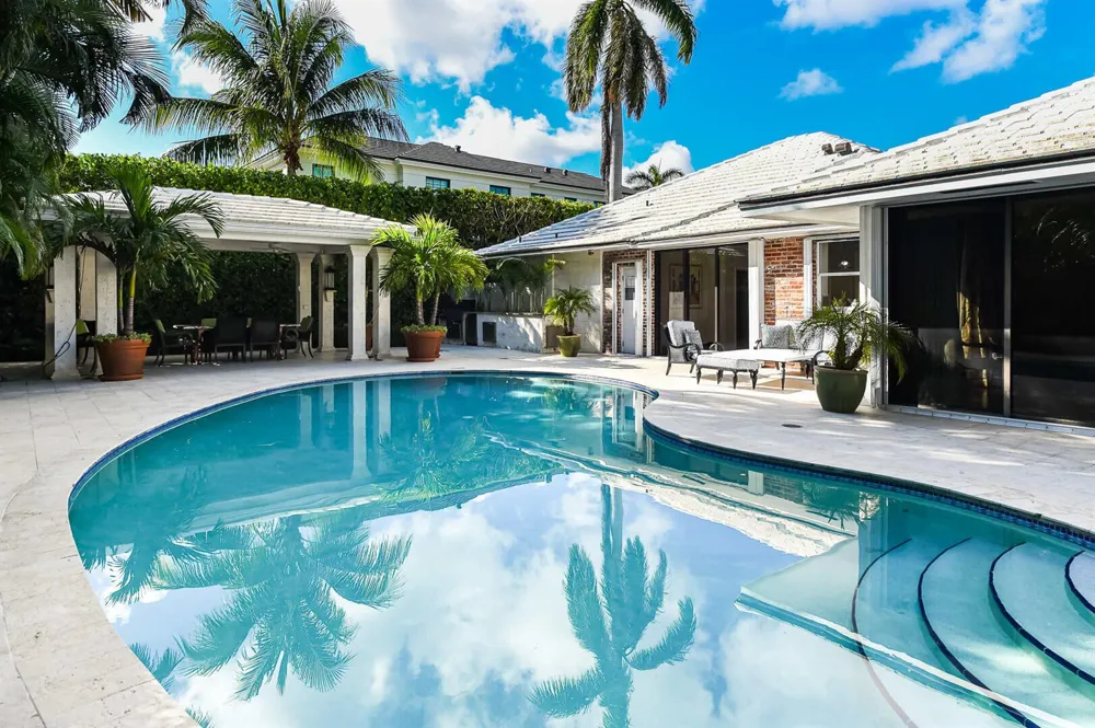 202 Coral Lane Palm Beach, FL 33480