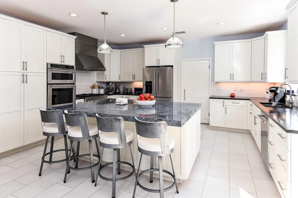 202 Coral Lane Palm Beach, FL 33480