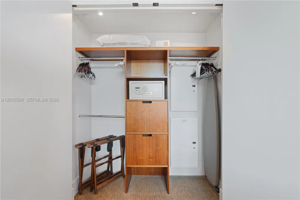 6801 Collins Ave #503 Miami Beach, FL 33141