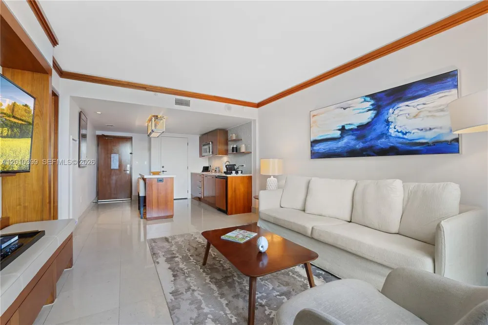 6801 Collins Ave #503 Miami Beach, FL 33141