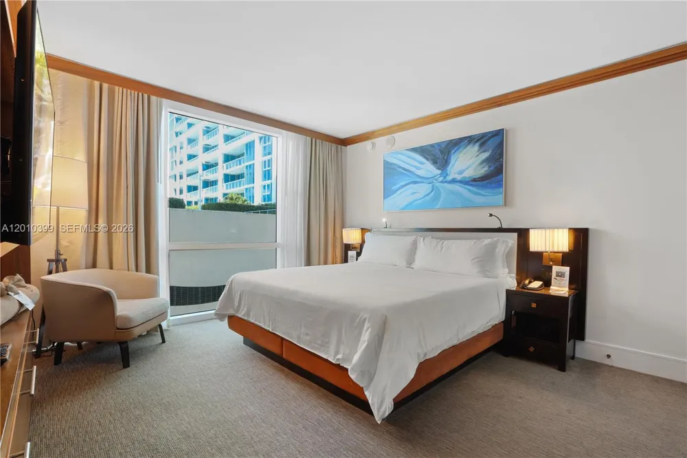 6801 Collins Ave #503 Miami Beach, FL 33141