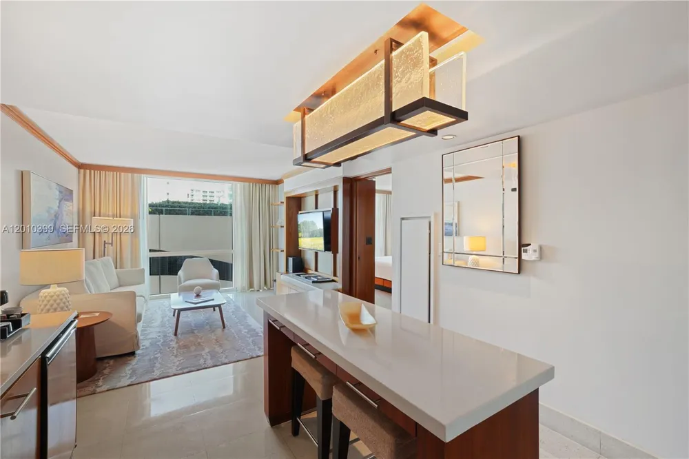 6801 Collins Ave #503 Miami Beach, FL 33141