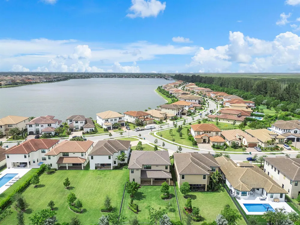 12745 Bayside Court Parkland, FL 33076